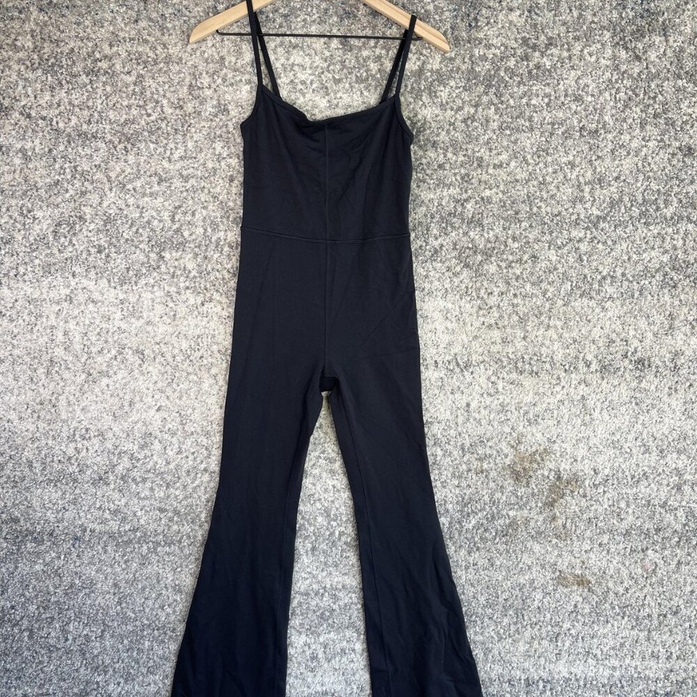 Wilfred‎ Free Jumpsuit Womens Small Black Flare Leg Spaghetti Strap Aritzia